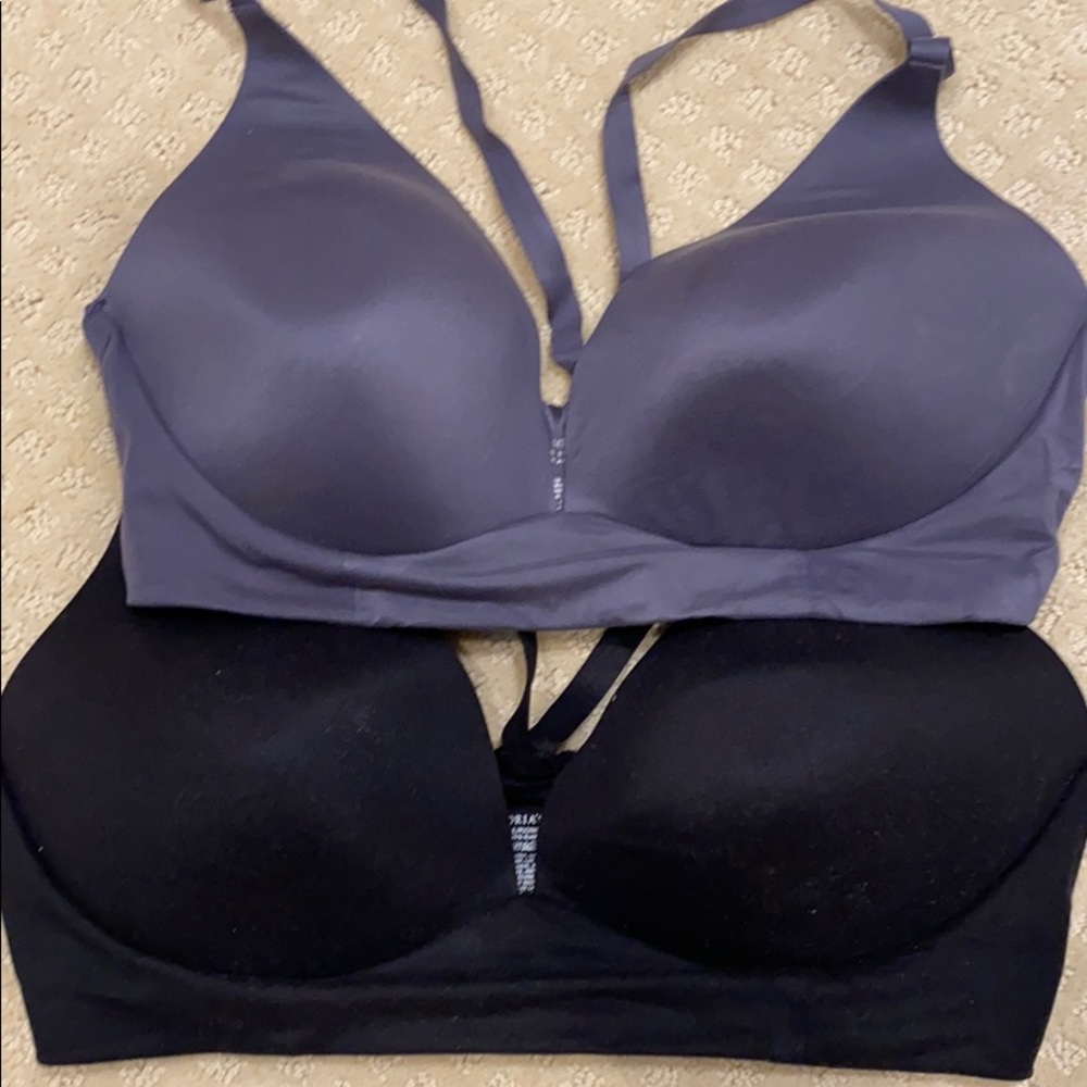 2 Victoria’s Secret wireless T-shirt bras. 36D